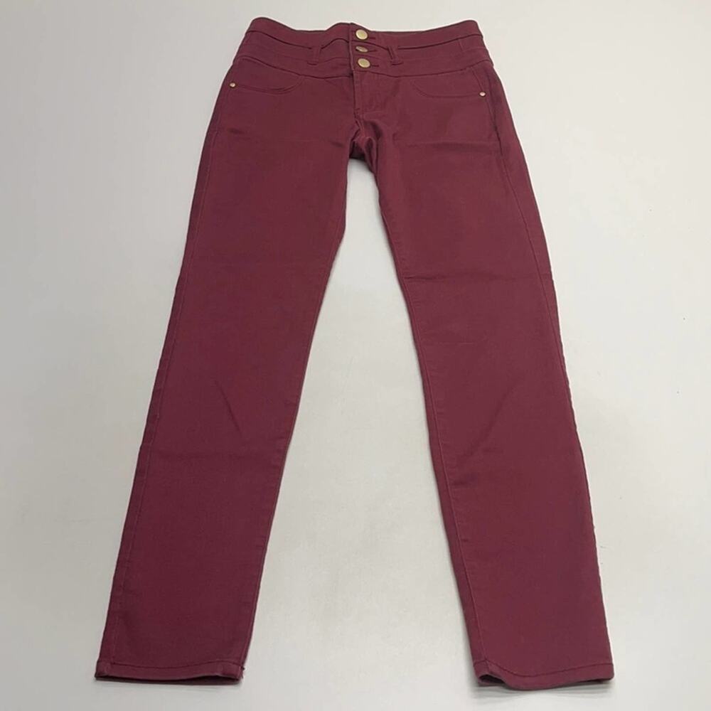 REFUGE Women’s 2 Burgundy Skinny Stretchy Jeans